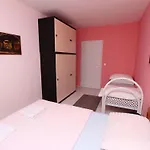 2 By Interhome * רוביני
