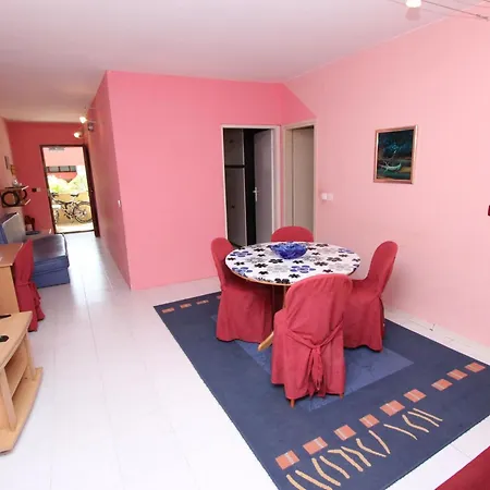 Lejlighed 2 By Interhome Rovinj